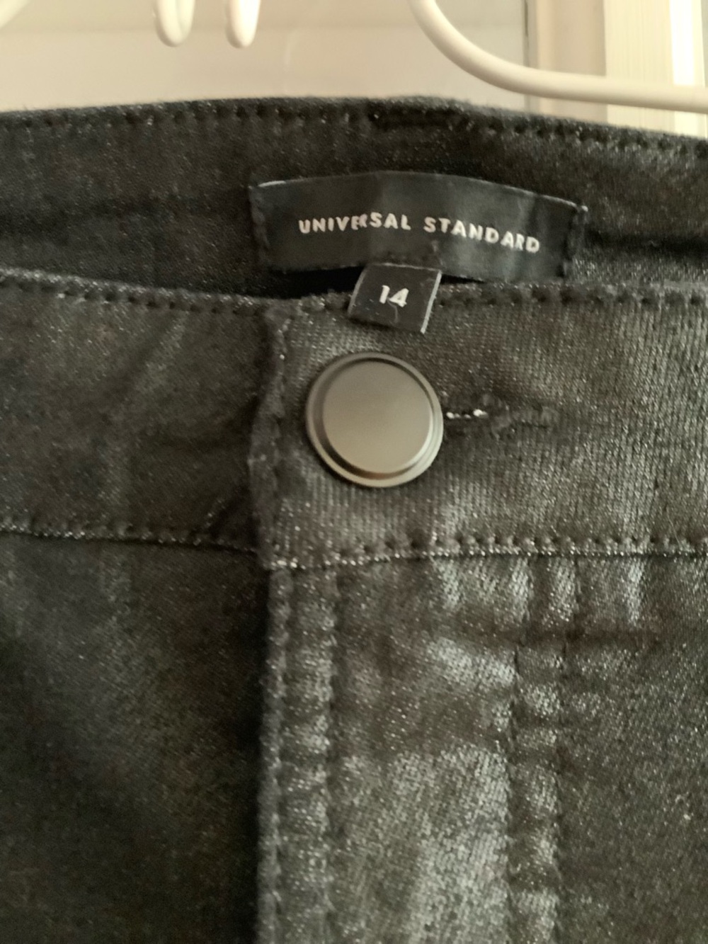 Universal Standard Black Shiny zip ankle Jeans sz 14 - Picture 2 of 3